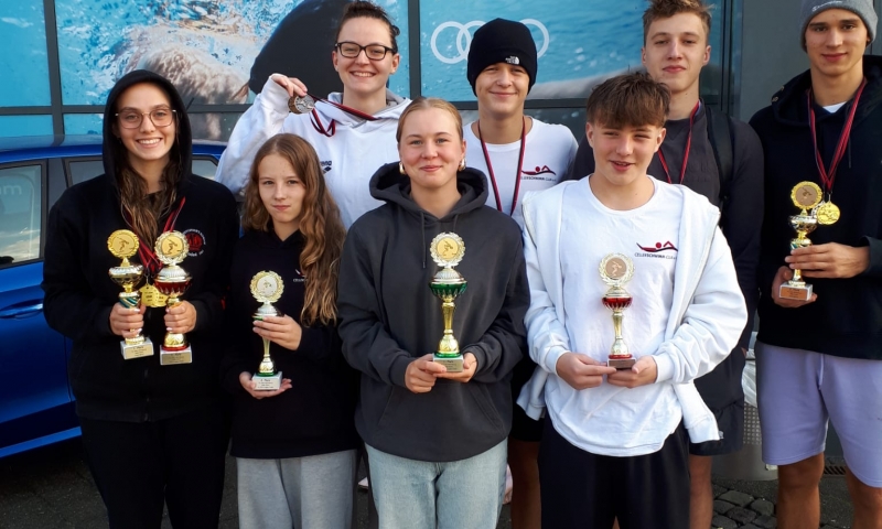 Die Athleten des Celler Schwimm-Clubs räumen kräfitg ab beim Kurzbahnmeeting in Wolfsburg am 14.09.2024